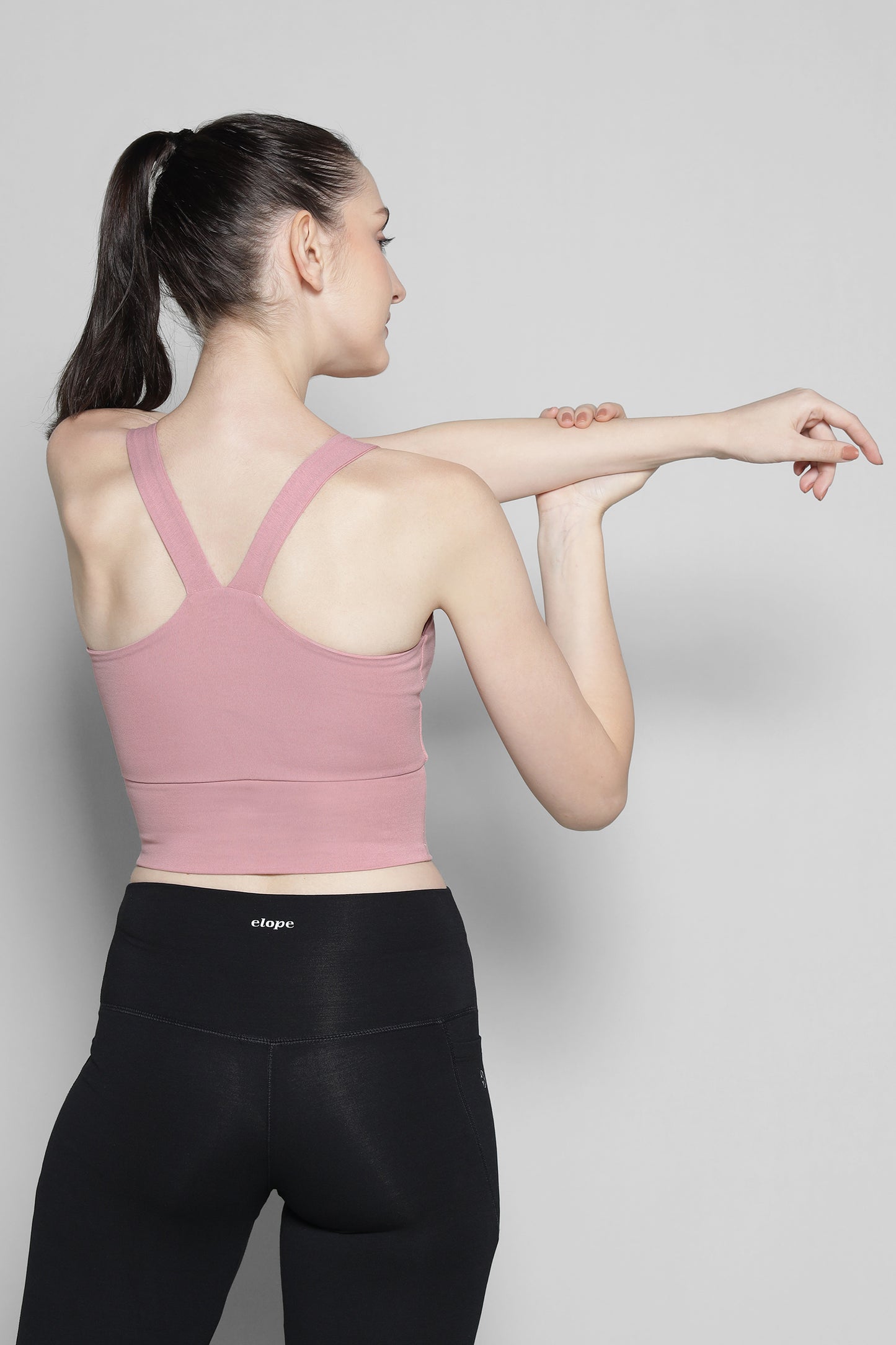 Hannah – BH-Top mit Racerback-Passform