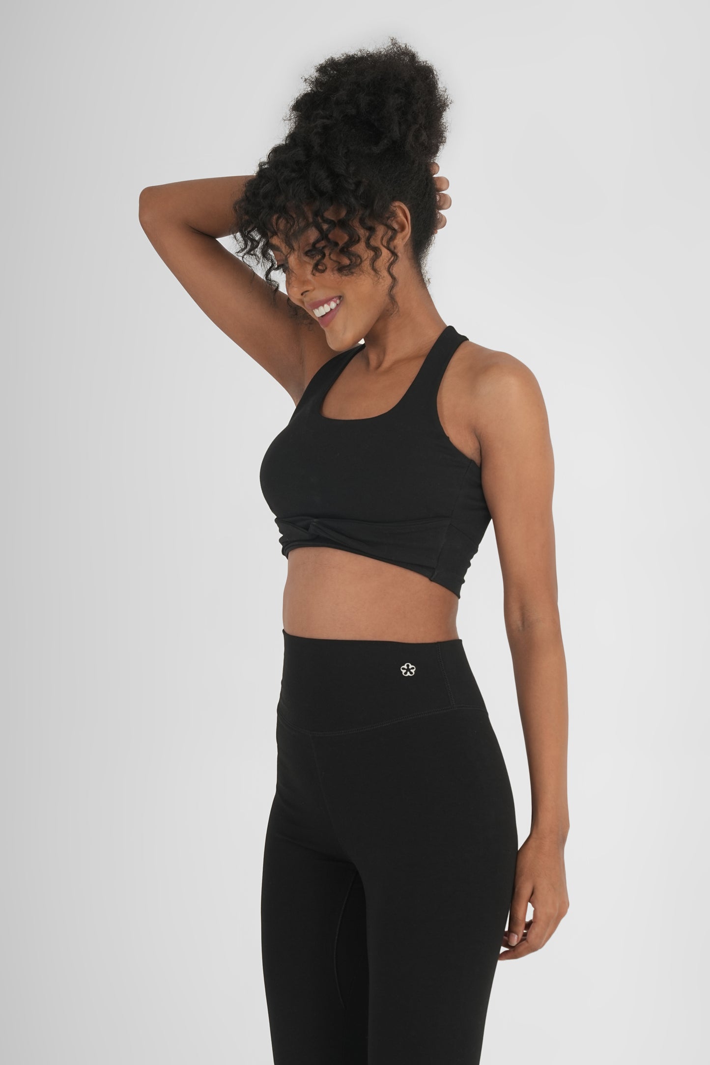 Ash Snug Fit Athletic Sports Bra Black