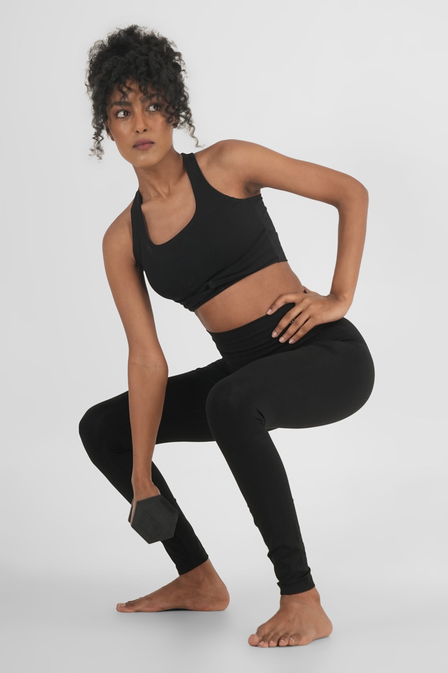 Ash Snug Fit Athletic Sports Bra Black